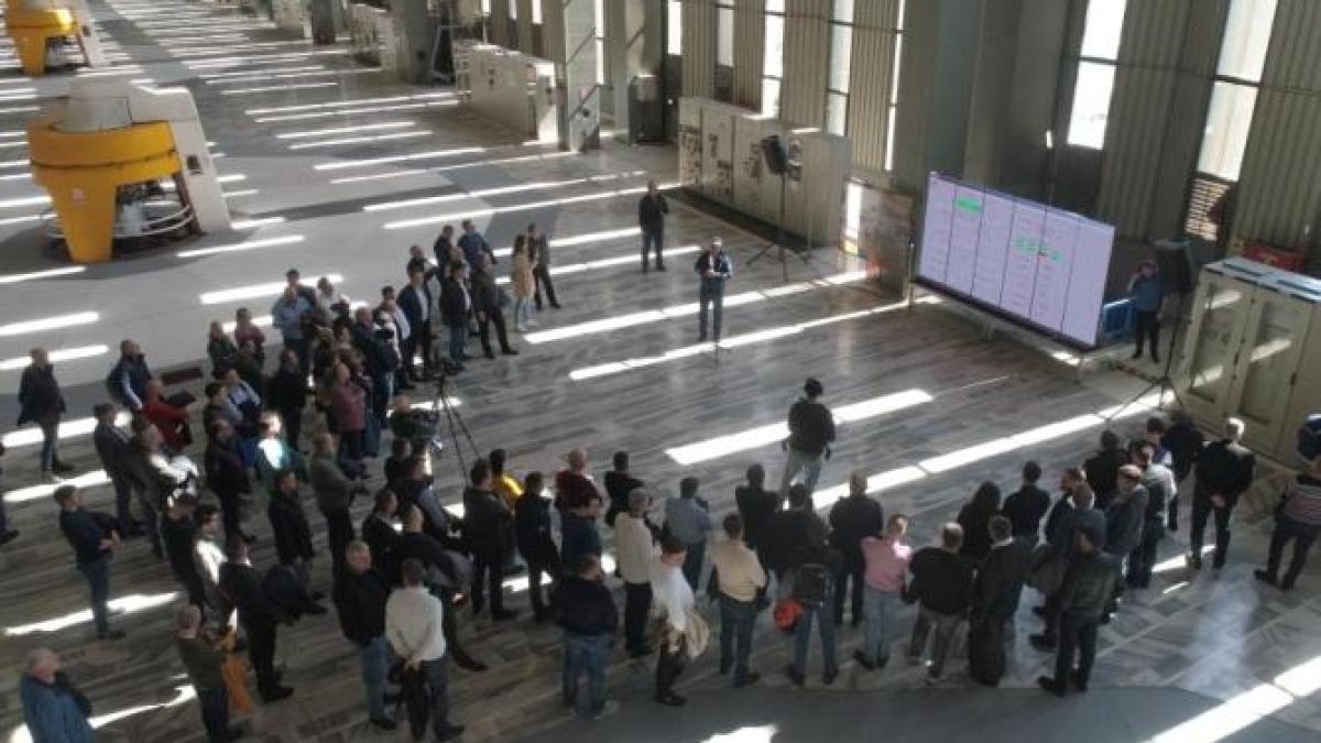 8bf8100c-fa20-4e5e-86a9-8a7fadcdd59a_20268700