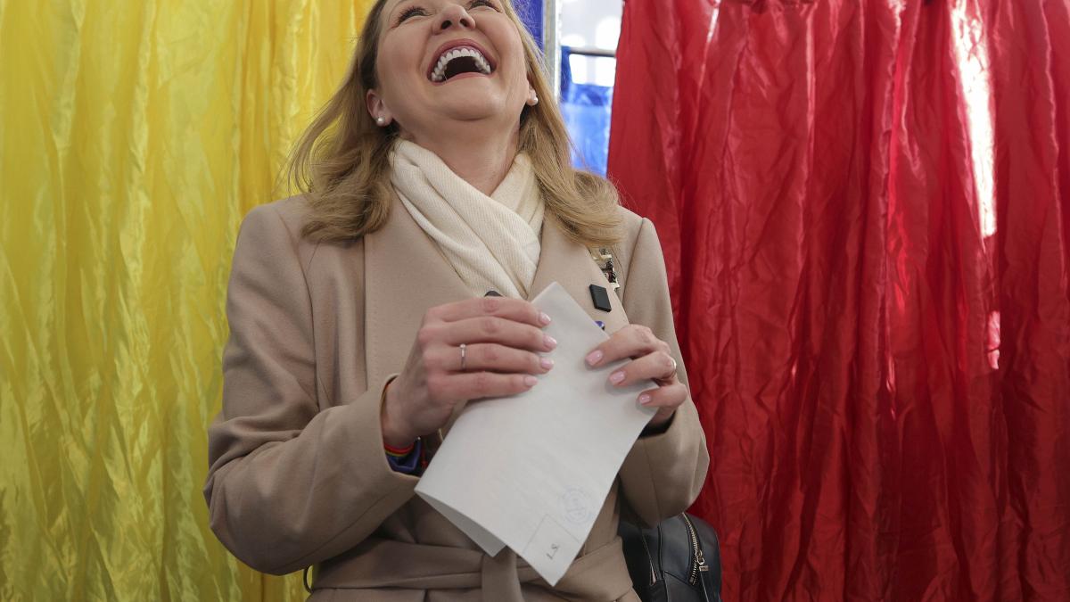 instant_votare_24_noiembrie_2024_lasconi_24_inquam_photos_octav_ganea_89891500