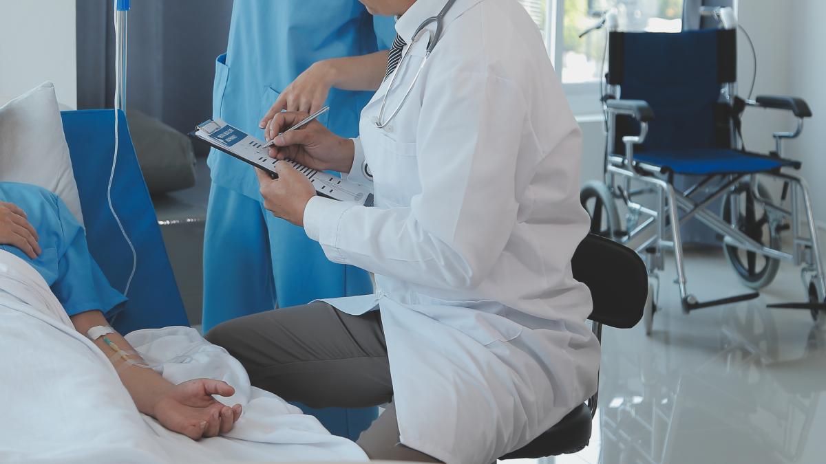 pacient---patient-doctor-spital_68472600