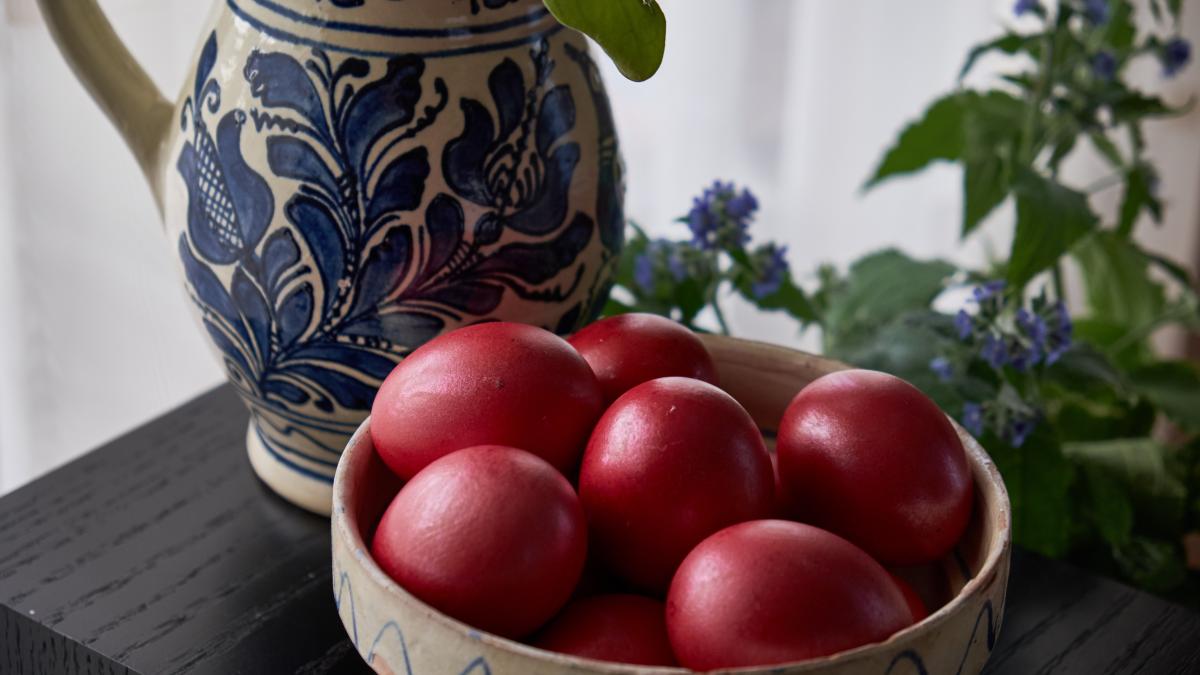 oua-rosii-paste-2_25301900