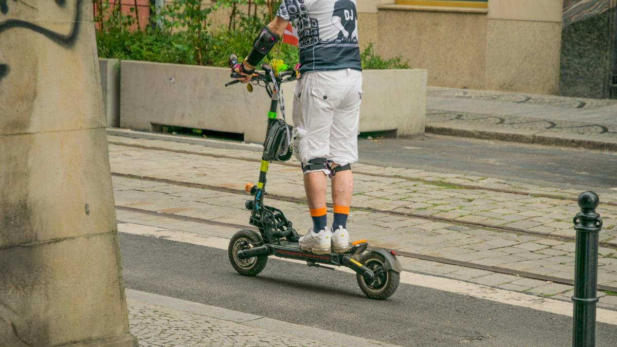 trotineta-pexels-shox-27795218_65857200