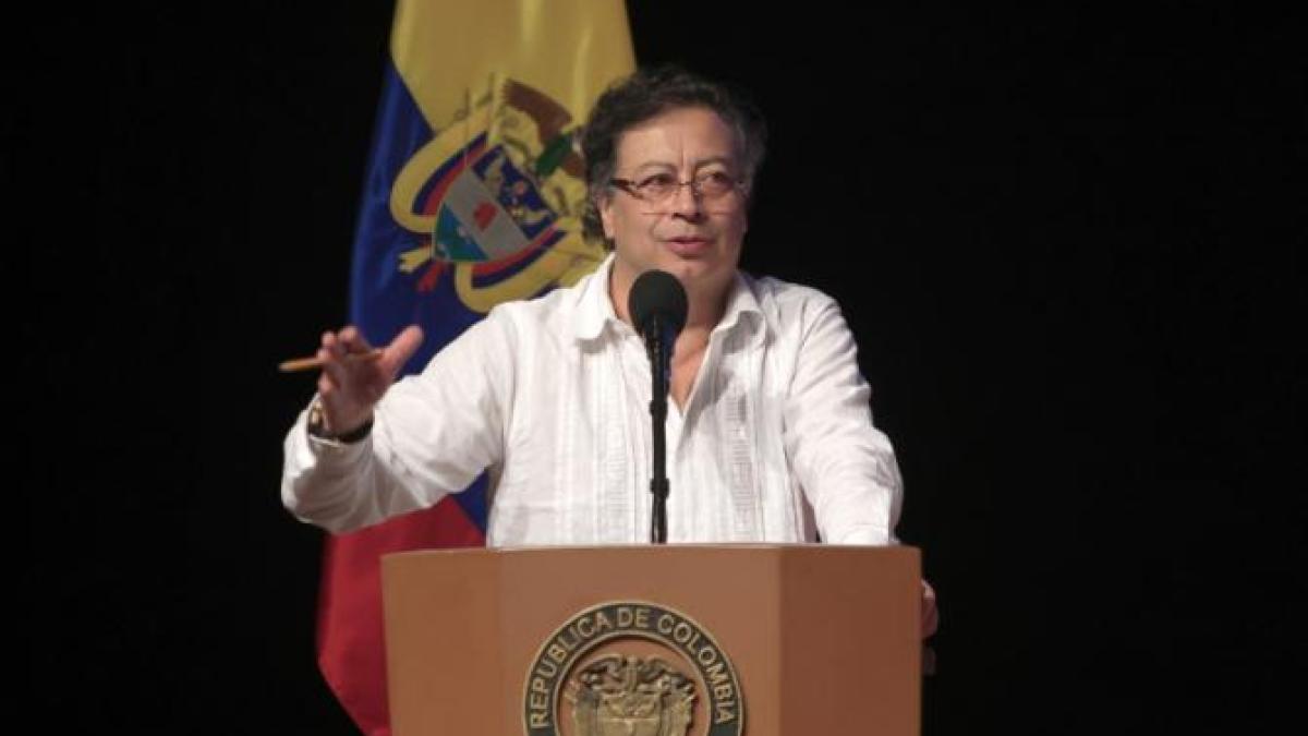 gustavo-petro_15993400