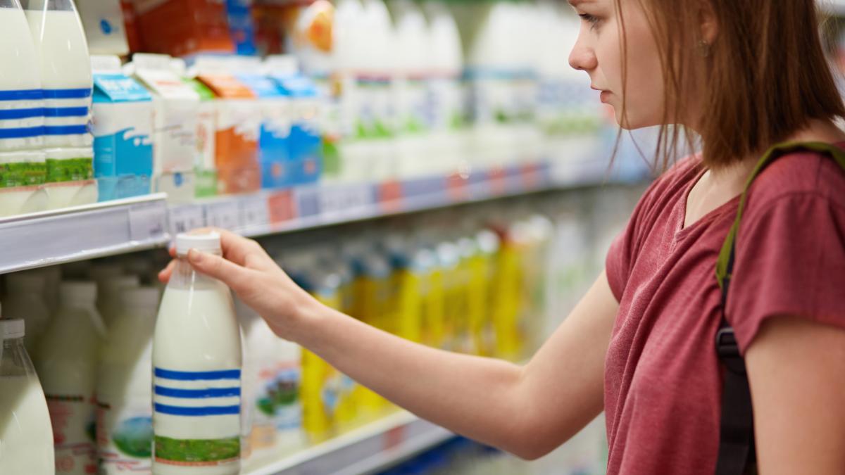 lapte-supermarket-cumparaturi_11213700