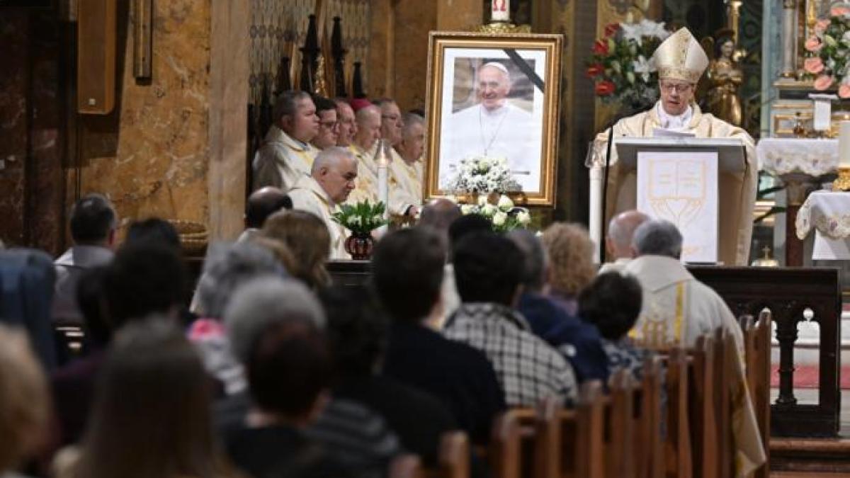 papa-francisc_64371000