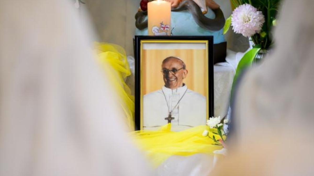 papa-francisc-1_32286800