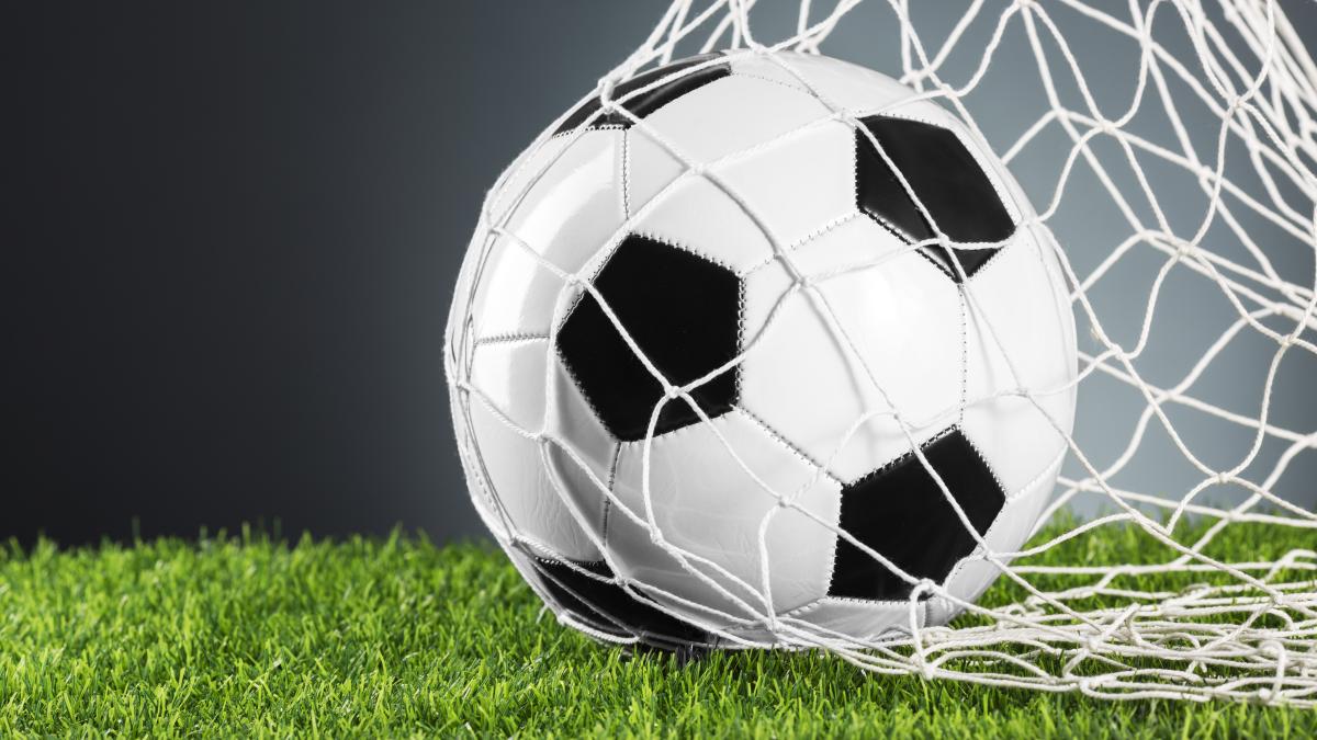 minge-fotbal_14913400