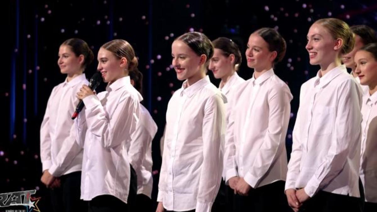 fetele de la baletul operei nationale au cucerit finalul acestei editii romanii au talent promisiunea andrei