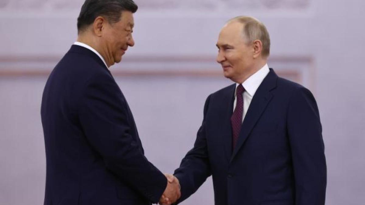 vladimir-putin-xijinping-intalnire-8-mai-2025-5_69568200