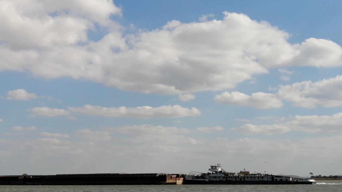 avantajele-transportului-pe-dunarea-maritima-si-importanta-infrastructurii-in-zona--georgescu-prc-e2prc-80prc-9dse-poate-ajunge-cu-nava-de-pe-mare-directprc-e2prc-80prc-9d_32917900