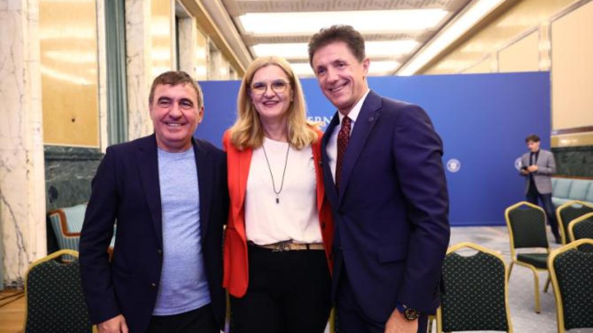 hagi-si-popescu-au-pus-stampila-la-istanbul--dupa-ce-au-fost-la-un-eveniment-al-echipei-galatasaray-1_47928000