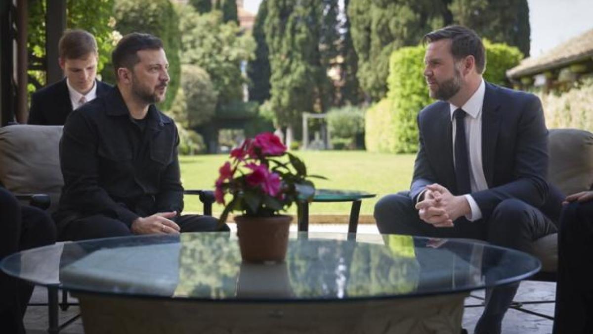 zelenski-vance_06920600