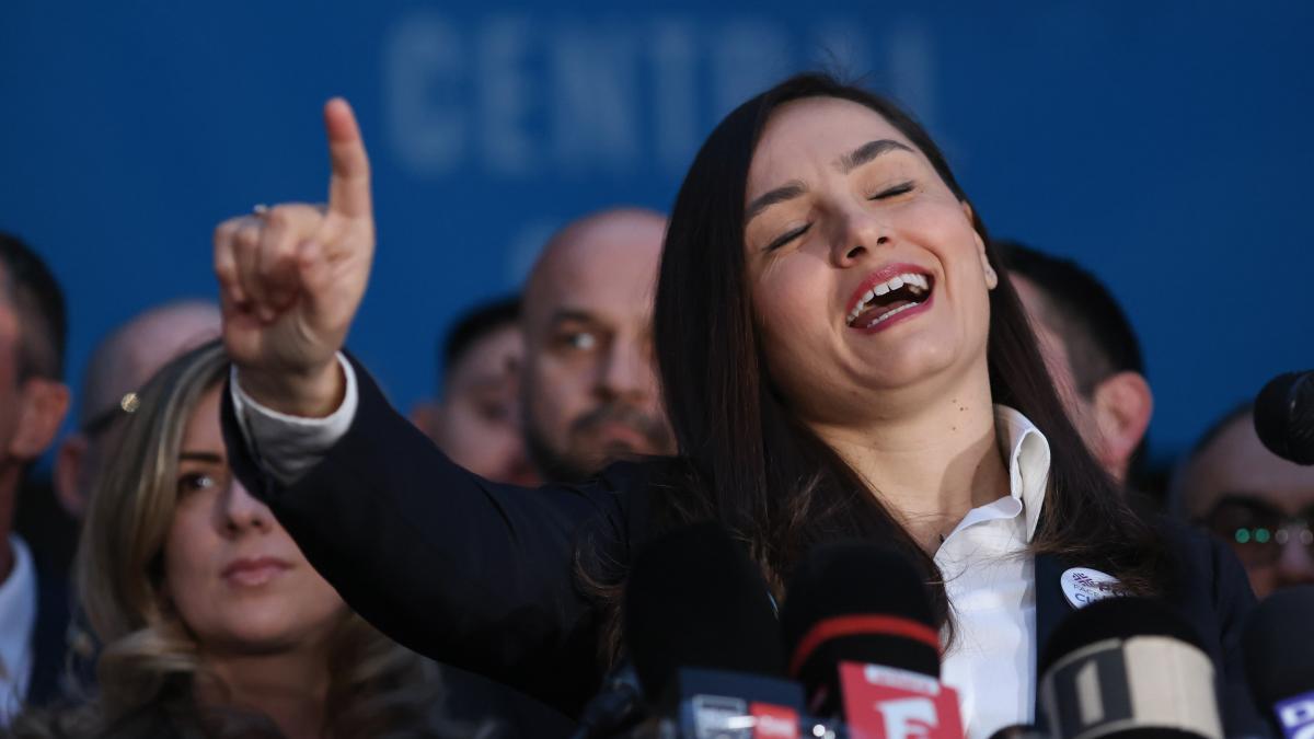 anamaria-gavrila_inquam_photos_george_calin_94819800