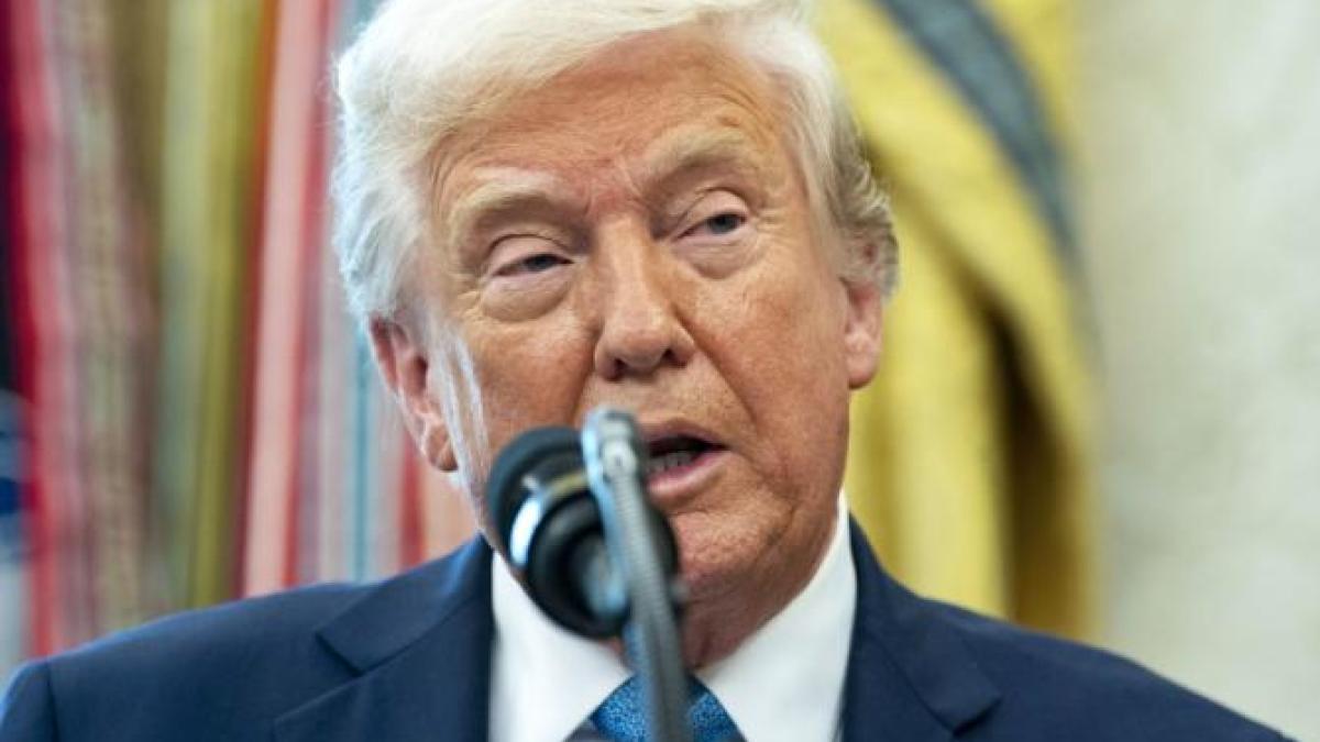 donald-trump-8_28501800