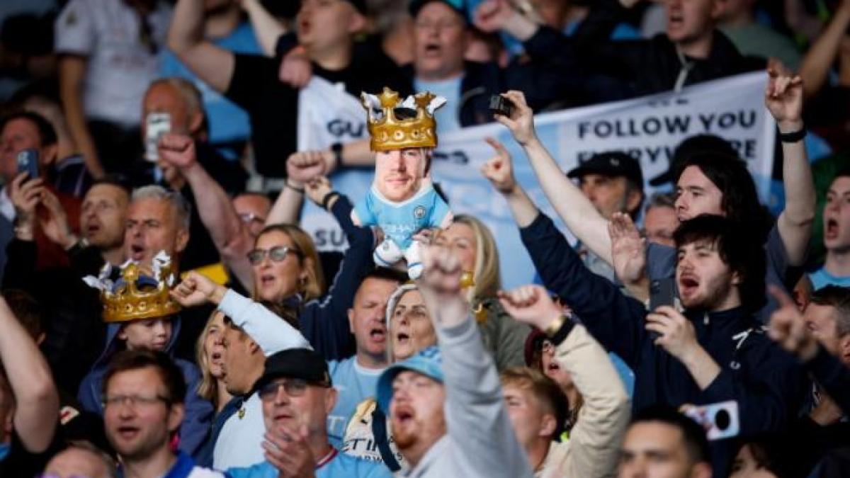 kevin-de-bruyne-of-manchester-city_89446400