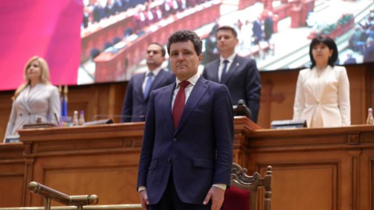 nicusor-dan_83802500