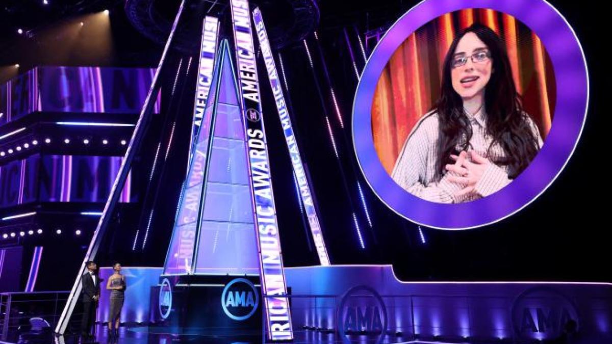 2025-05-27t034711z_356715558_rc21qealfba1_rtrmadp_3_awards-american-music_27857900