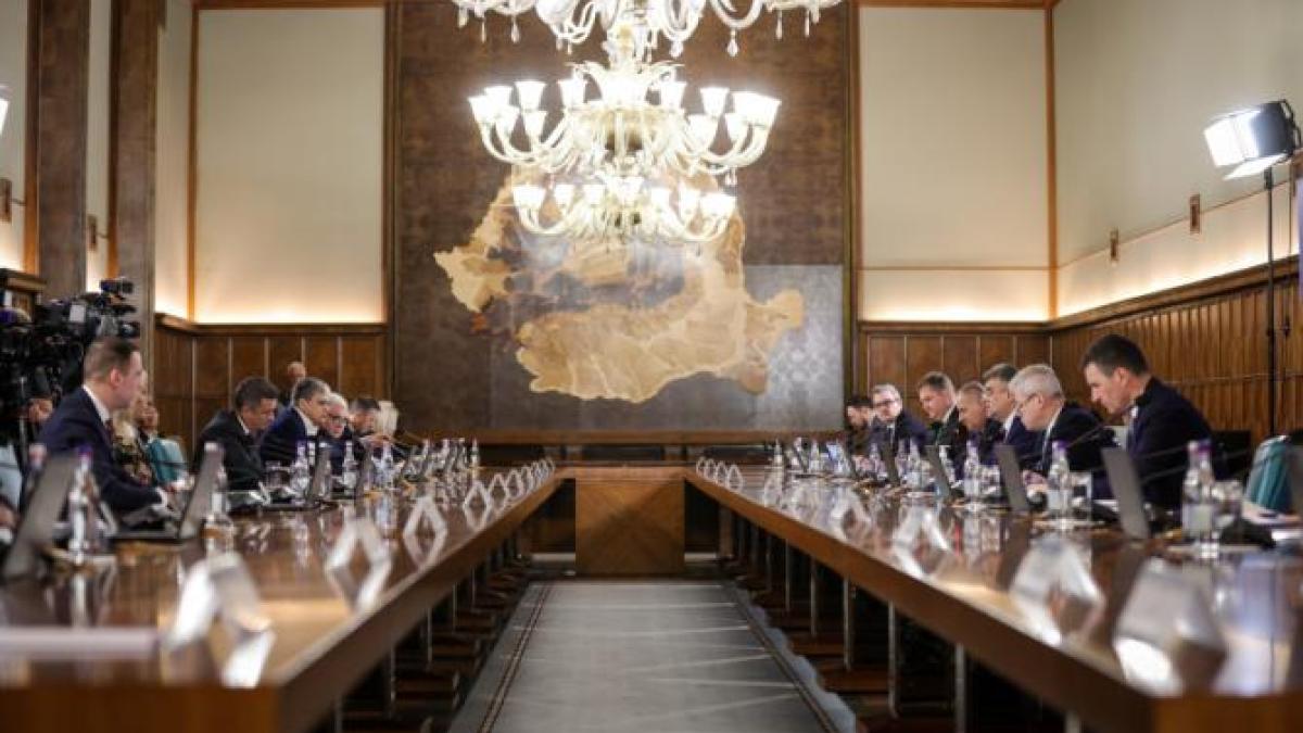 guvernul-romaniei-palatul-victoria-1_49572100