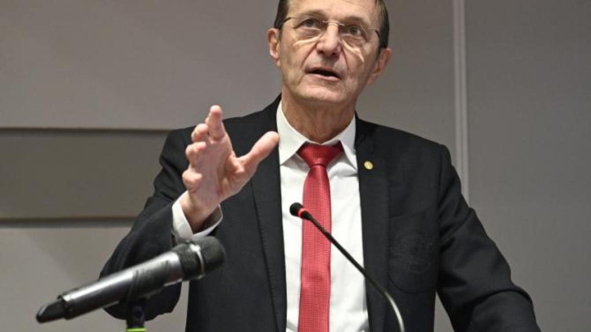 ioan-aurel-pop_18328200