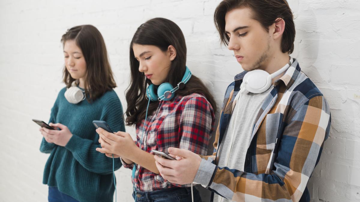 copii-adolescenti-telefoane-tablete-restrictii_30358300