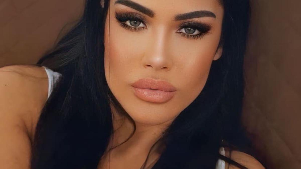 oana-zavoranu-le-cere-iertare-public-celor-pe-care-i-a-jignit-si-de-care-a-ras-in-emisiunea-ei-mi-am-aratat-frustrarea----imi-doresc-sa-gaseasca-puterea-de-a-ma-ierta_75608000