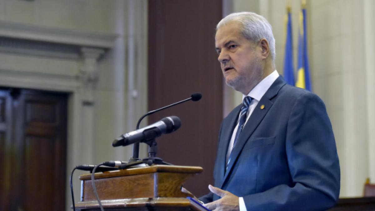 adrian-nastase_41527600