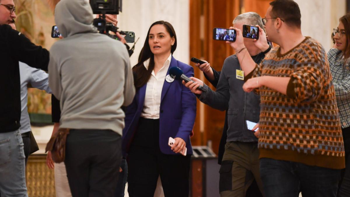 anamaria-gavrila-gafa-monumentala_85357300