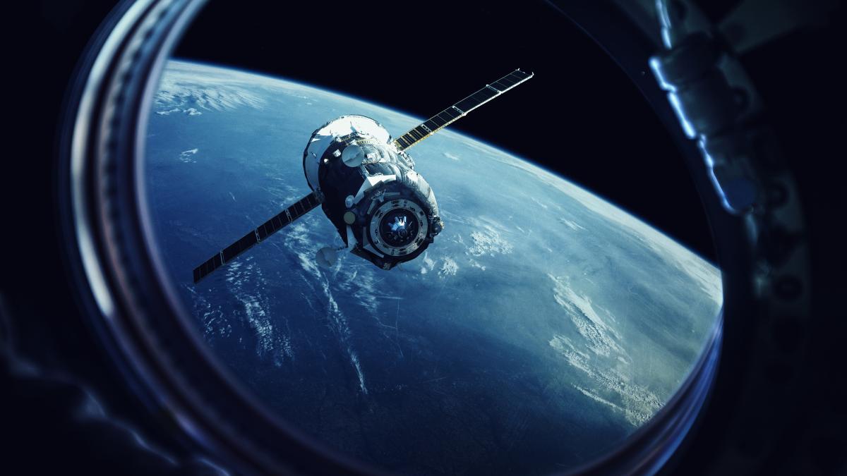 spaceship-porthole-spatiu_05946500