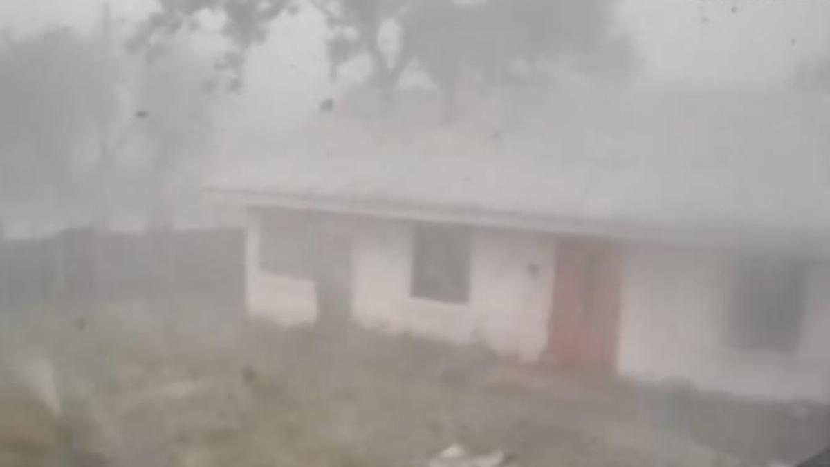 cod-rosu-furtuna-romania_08517000