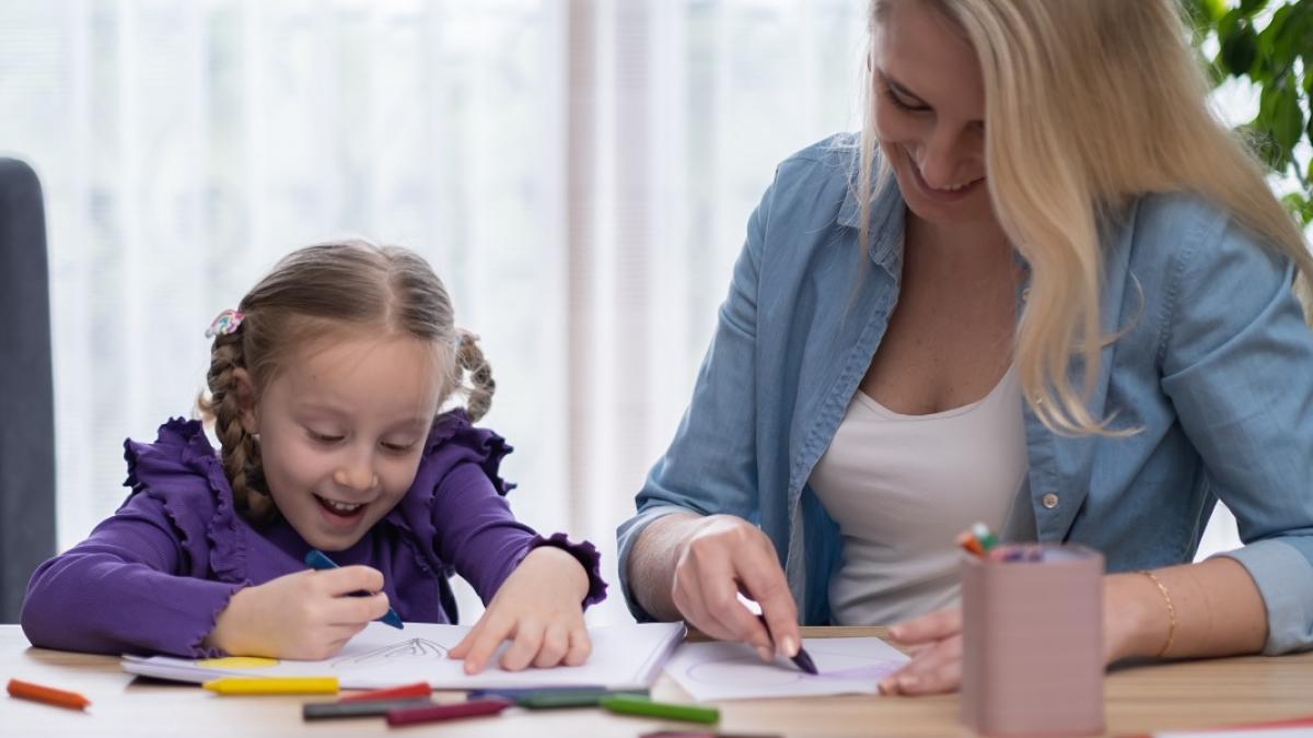 dcnews-ro---beneficiile-activitatilor-artistice-pentru-copii-si-adulti_37993500