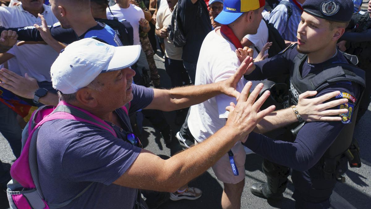 instant_violente_protest_aur_02_inquam_photos_tudor_pana_13721200