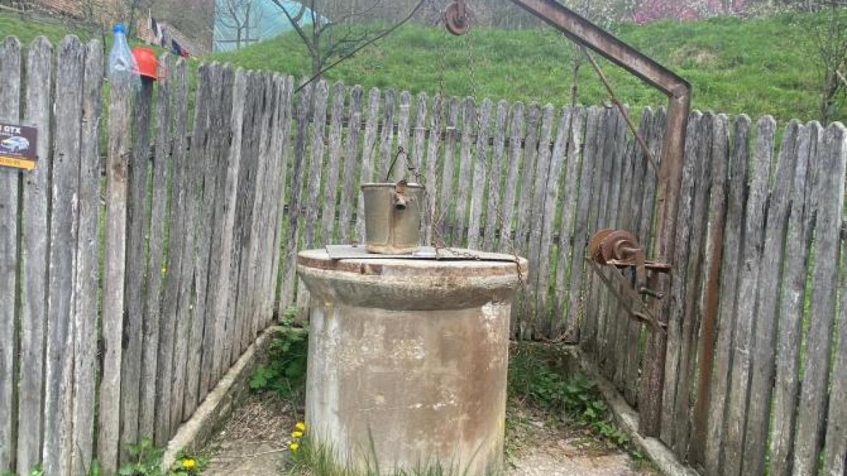 sat-fantana-mediu-rural_16068100