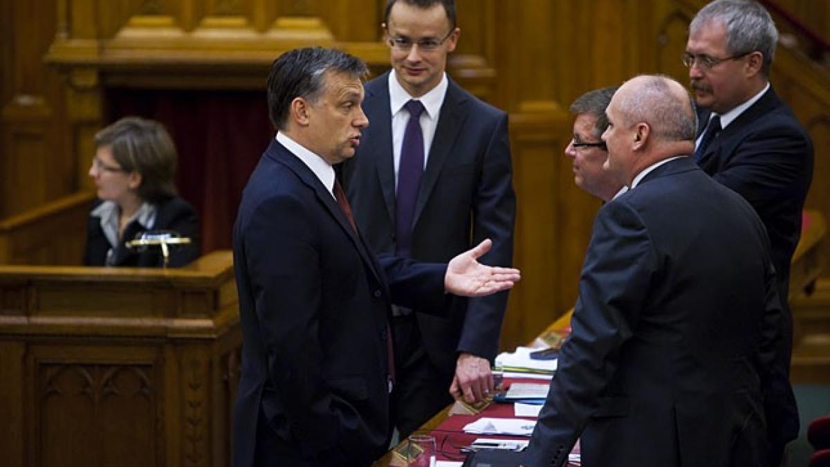 orban_szijjarto_16290100