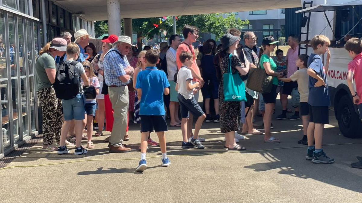 522620365_1175656647935909_1328973039536429527_n_11579200