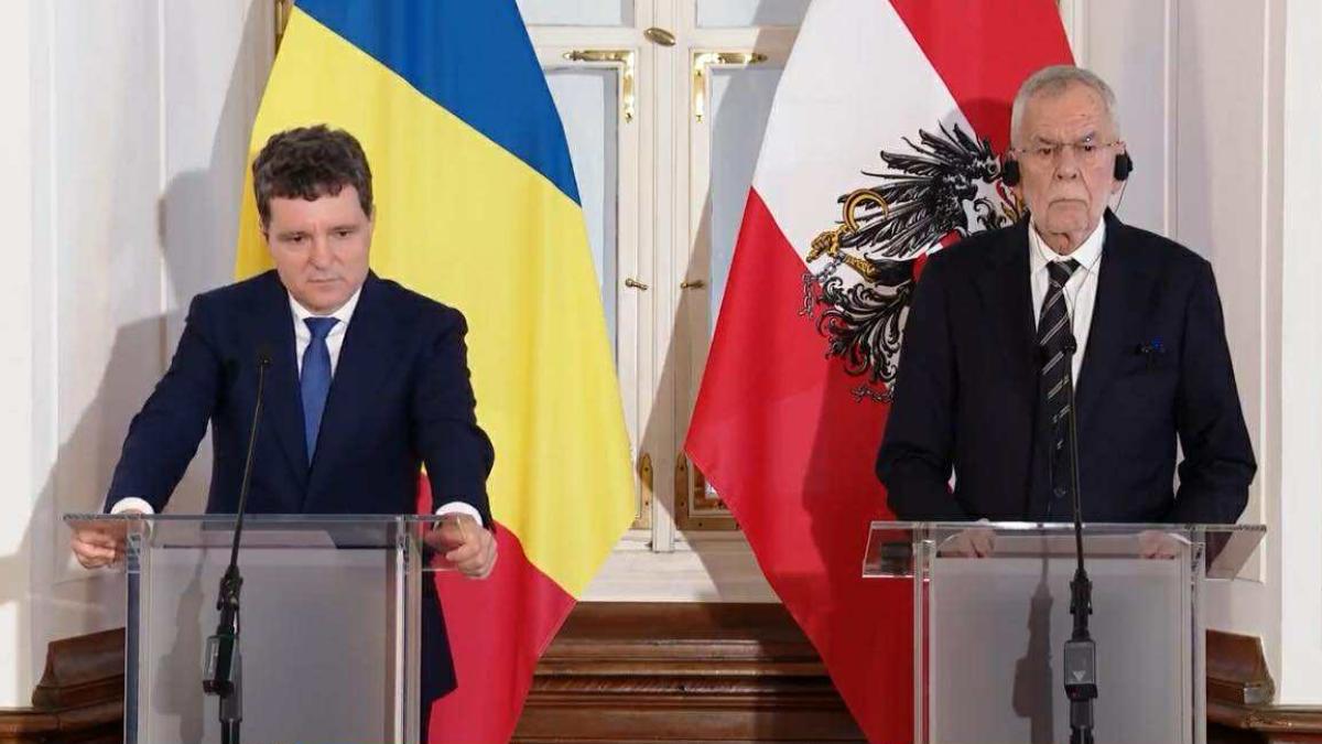 nicusor-dan-alexander-van-der-bellen_43845300