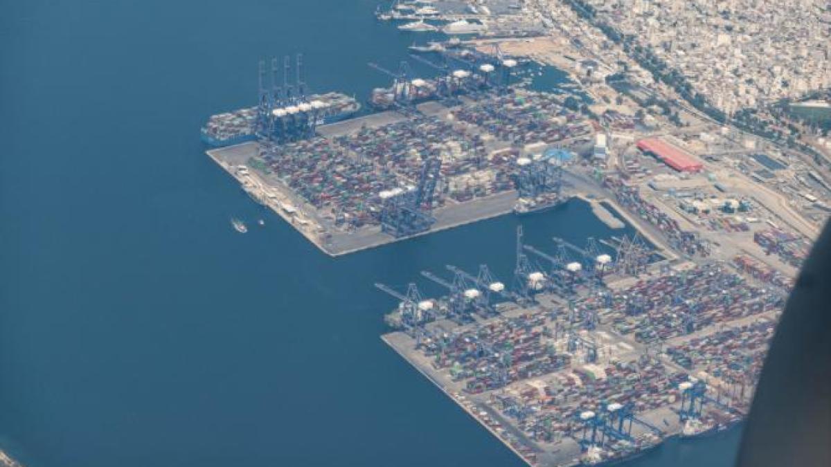 port-pireu-grecia-photo-by-nicolas-economou-nurphoto_04181800