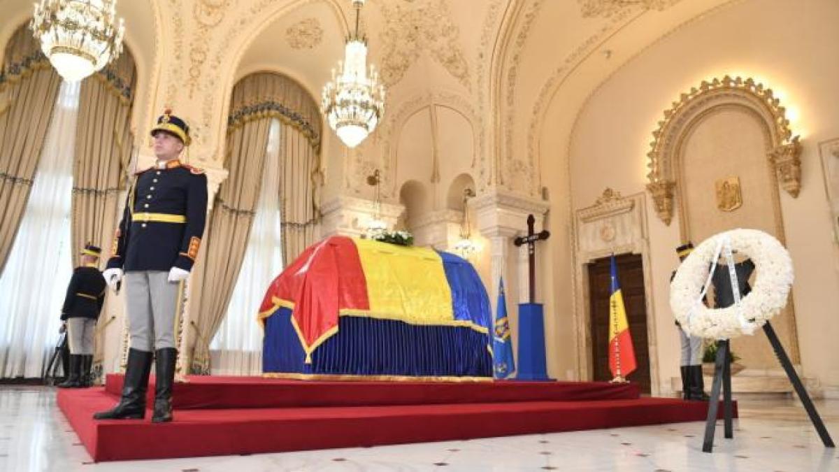 ultimul-omagiu-pentru-ion-iliescu--ce-spune-ziua-de-azi-despre-trecutul--viitorul-si-starea-romaniei--analiza-lui-eugen-chelemen-tara-nu-este-pierduta--mai-avem-o-sansa_69200400