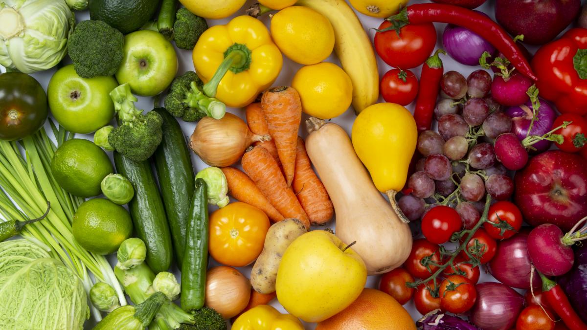 cum-ar-trebui-sa-arate-cu-adevarat-portiile-tale-de-fructe-si-legume-pentru-un-stil-de-viata-sanatos_91366700