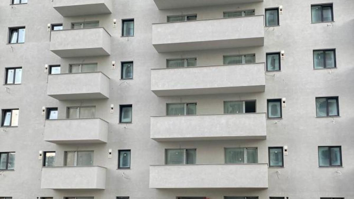 bloc-imobiliare_52374100