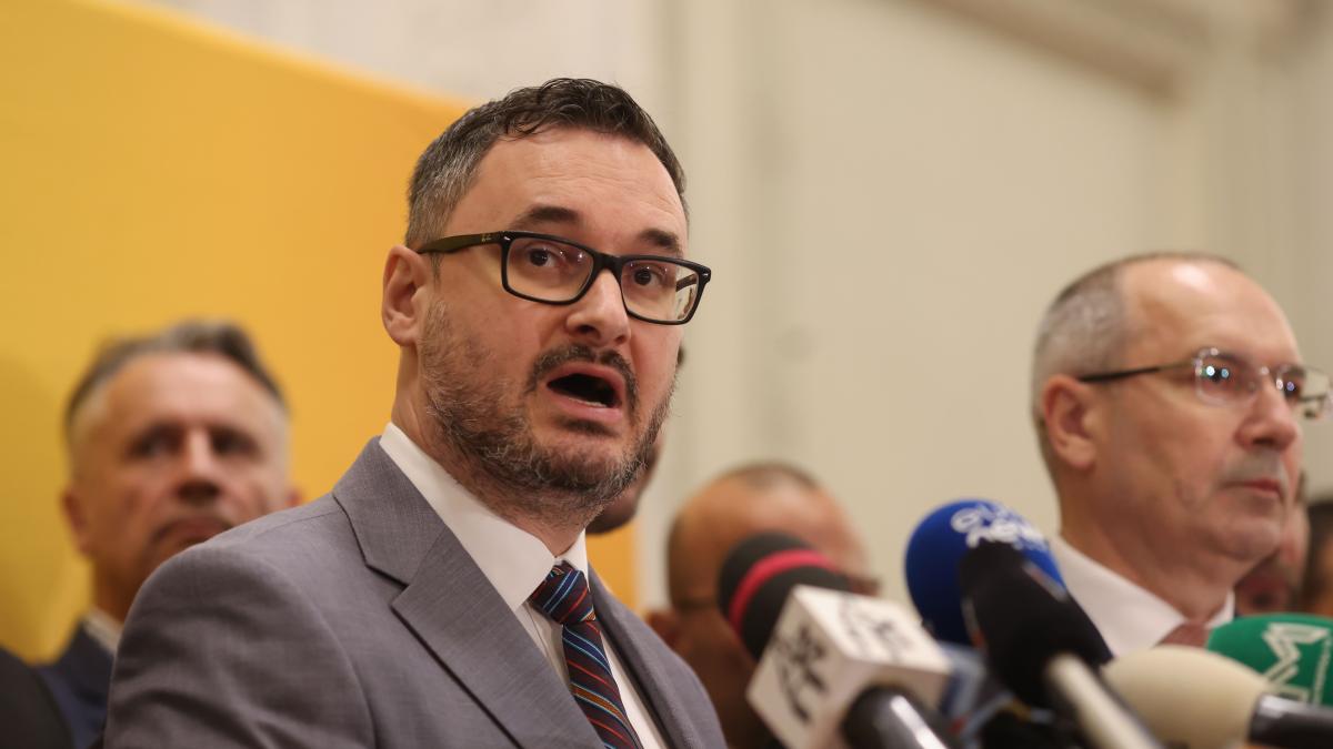 dan-tanasa_inquam_photos_george_calin_62376100