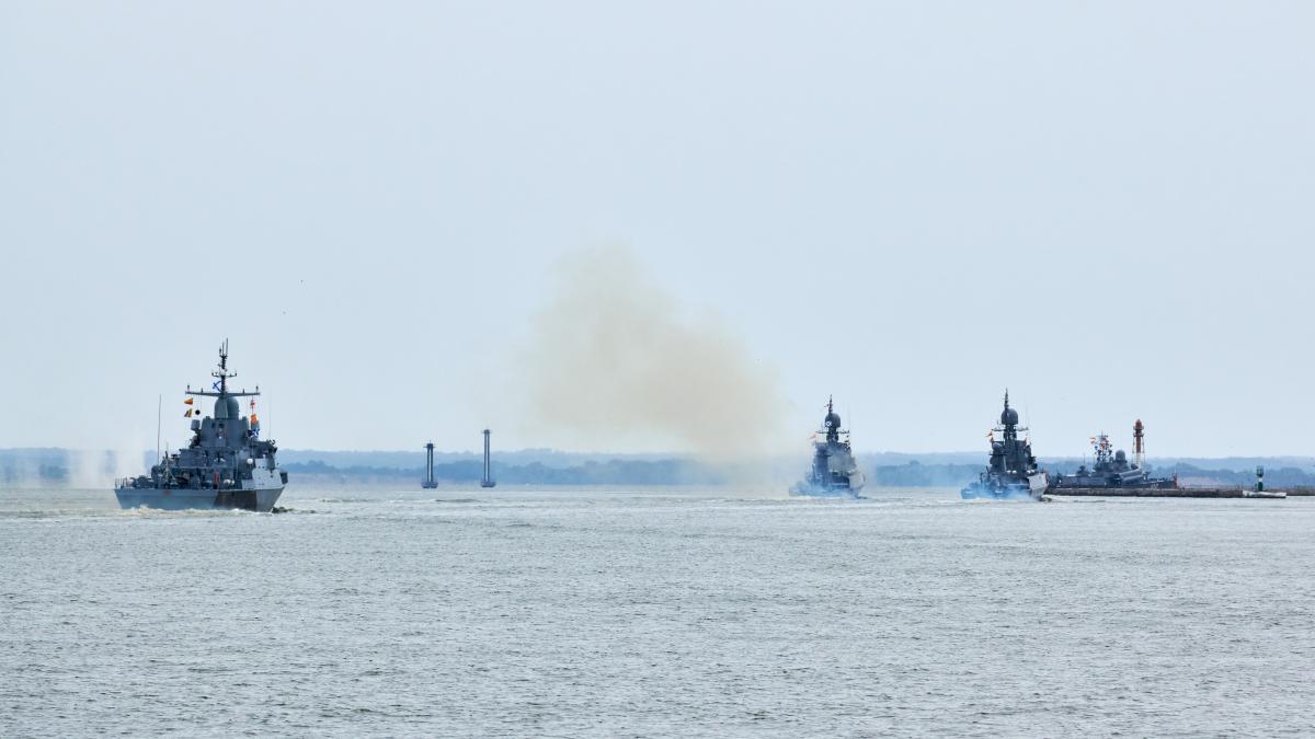 nave-rusesti-maritim_56937500