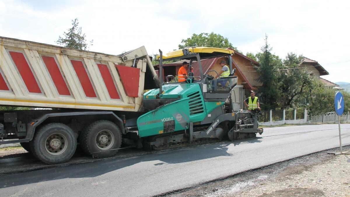 asfaltare_69662800_06188300