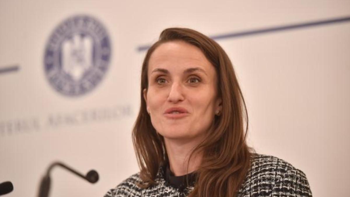 stefan-popescu-oana-toiu-mae-china_08367900