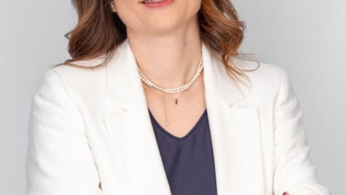 nicoleta-eftimiu-mars_90342800