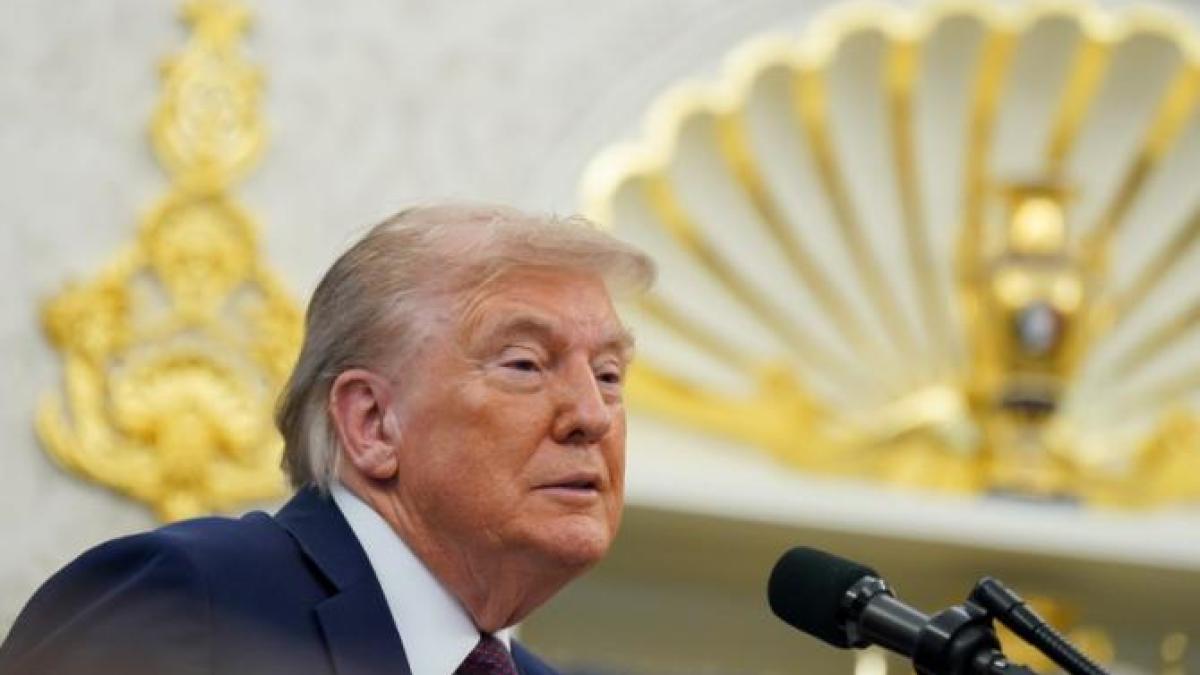 donald-trump_48433300