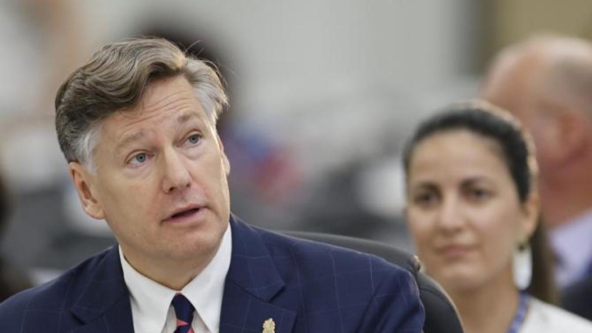 christopher-landau_44930600