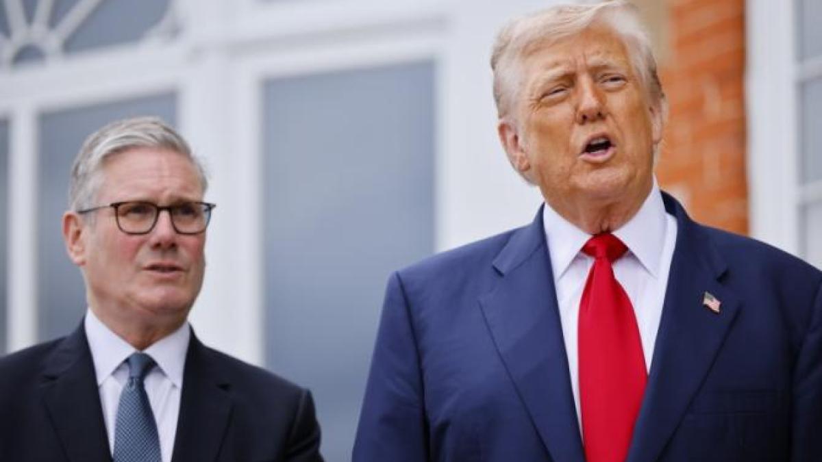 trump-starmer_30844700