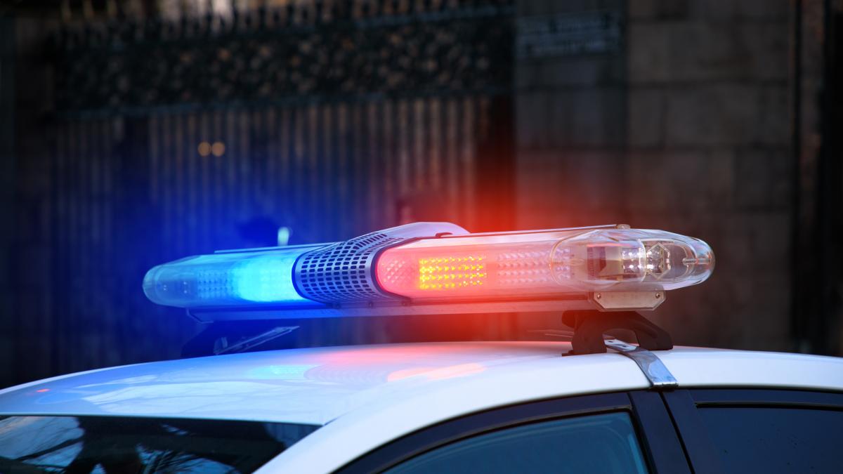 Un șofer din Dâmbovița a încercat să mituiască poliţiştii care l-au prins conducând băut şi fără permis