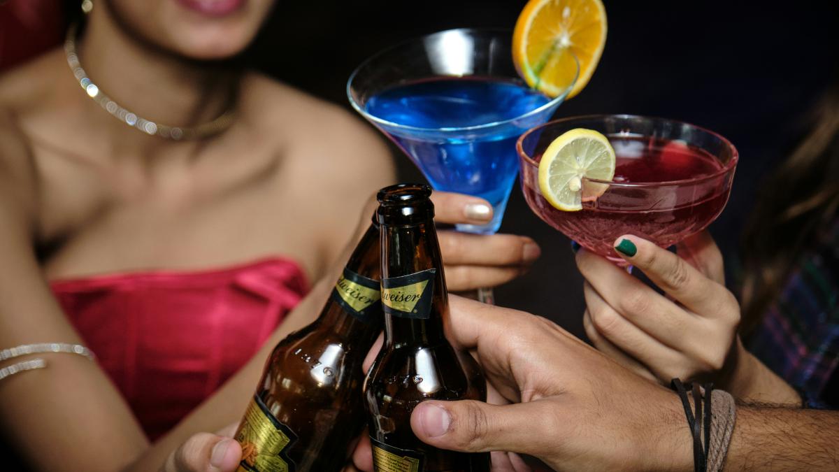Delirium tremens: Riscurile sevrajului alcoolic în România
