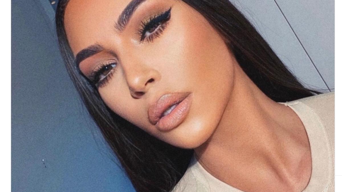 kim-kardashian-selfie_05314200