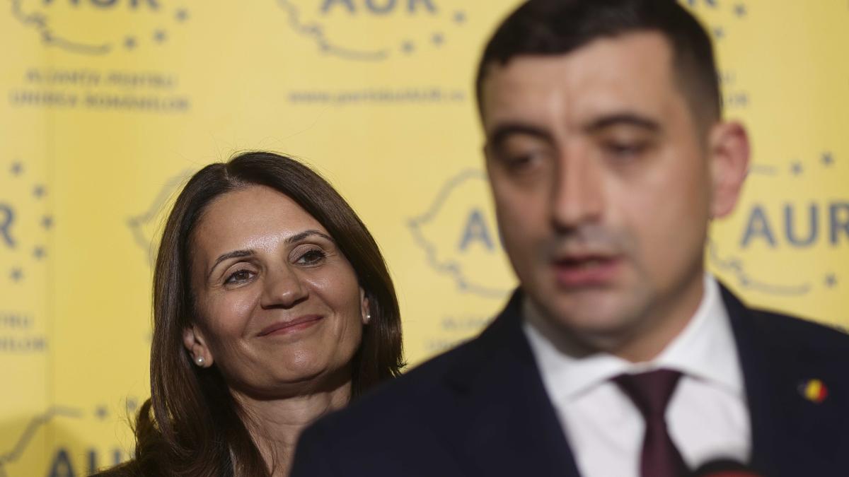 anca alexandrescu george simion _AUR_ANUNT_CANDIDAT_ANCA_ALEXANDRESCU_05_INQUAM_Photos_Octav_Ganea